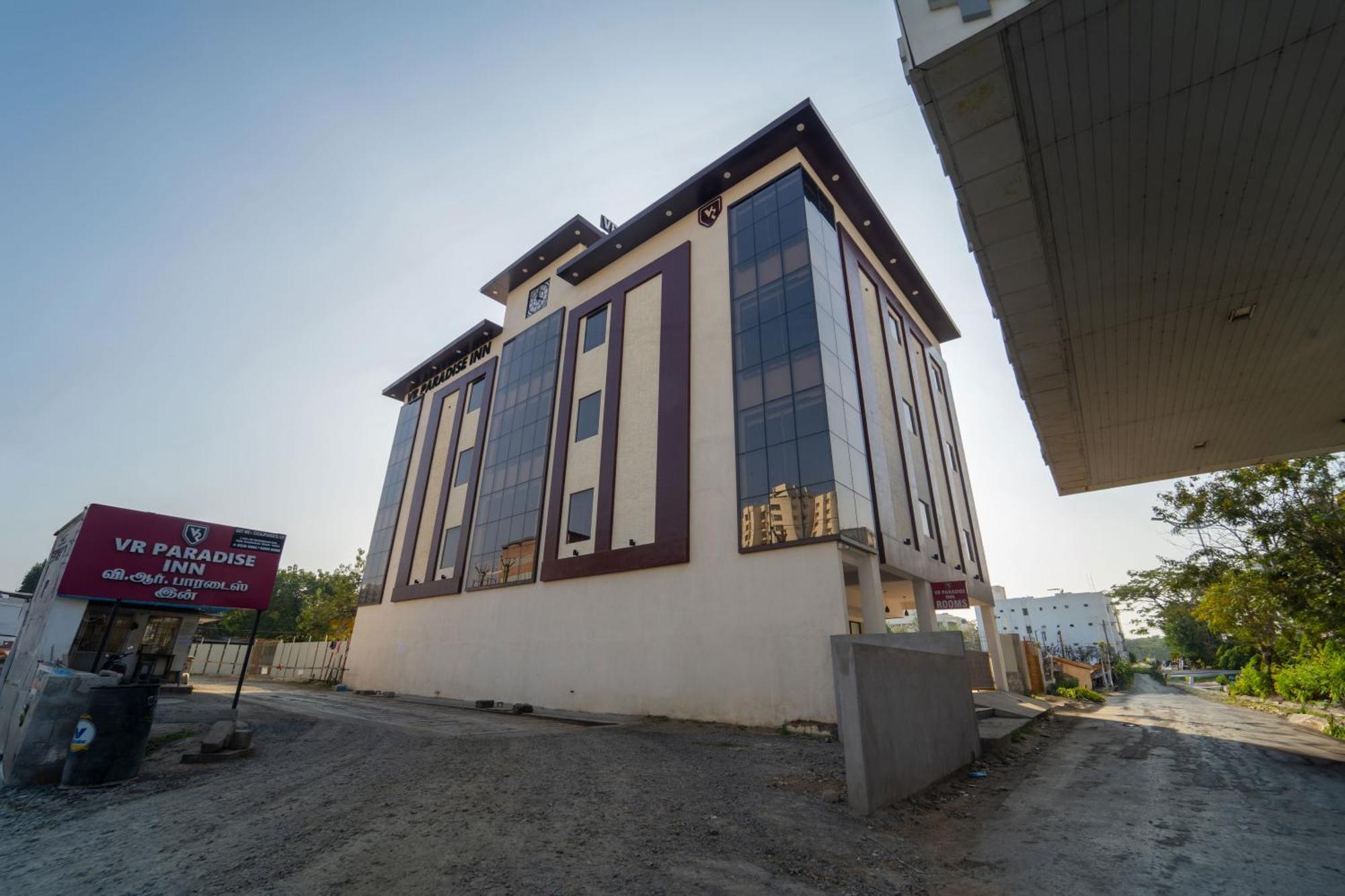 Vr Paradise Inn Kelambākkam Exterior foto
