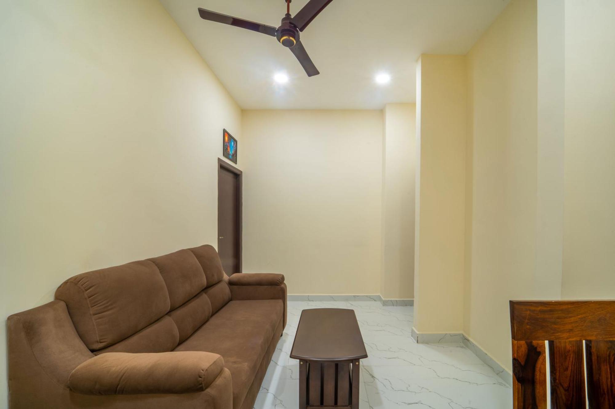 Vr Paradise Inn Kelambākkam Exterior foto